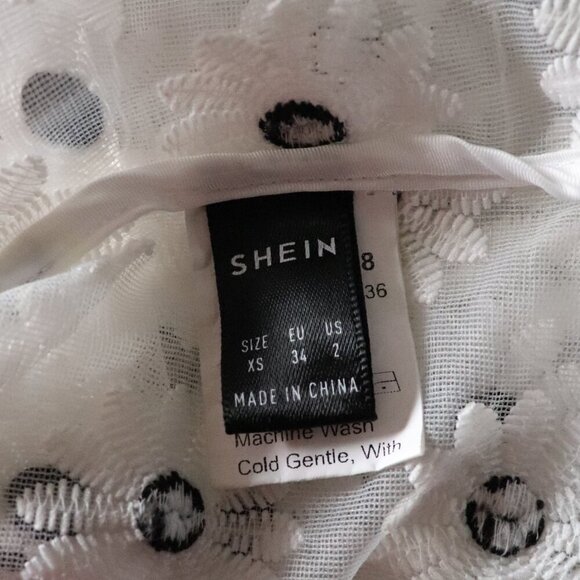 Shein Women's Sz XS White Embroidered Daisy Mesh Short Sleeve Cropped Lace Top - Picture 8 of 10